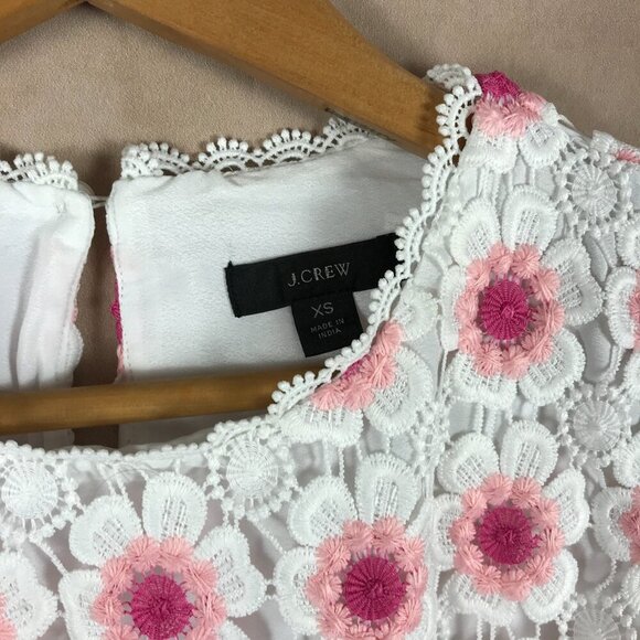 J.CREW Floral Embroidered Crochet Top NEW XS - Picture 4 of 7